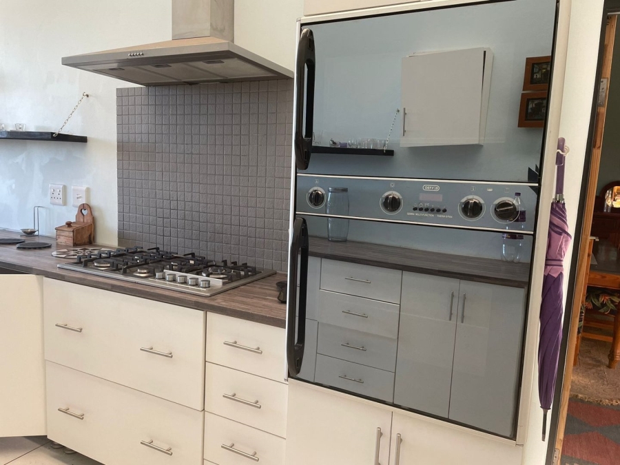 4 Bedroom Property for Sale in Bathurst Eastern Cape